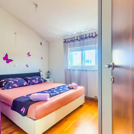 Apartments Zara Διαμέρισμα