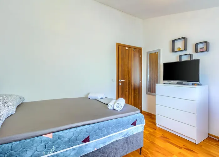 Apartments Zara Zara